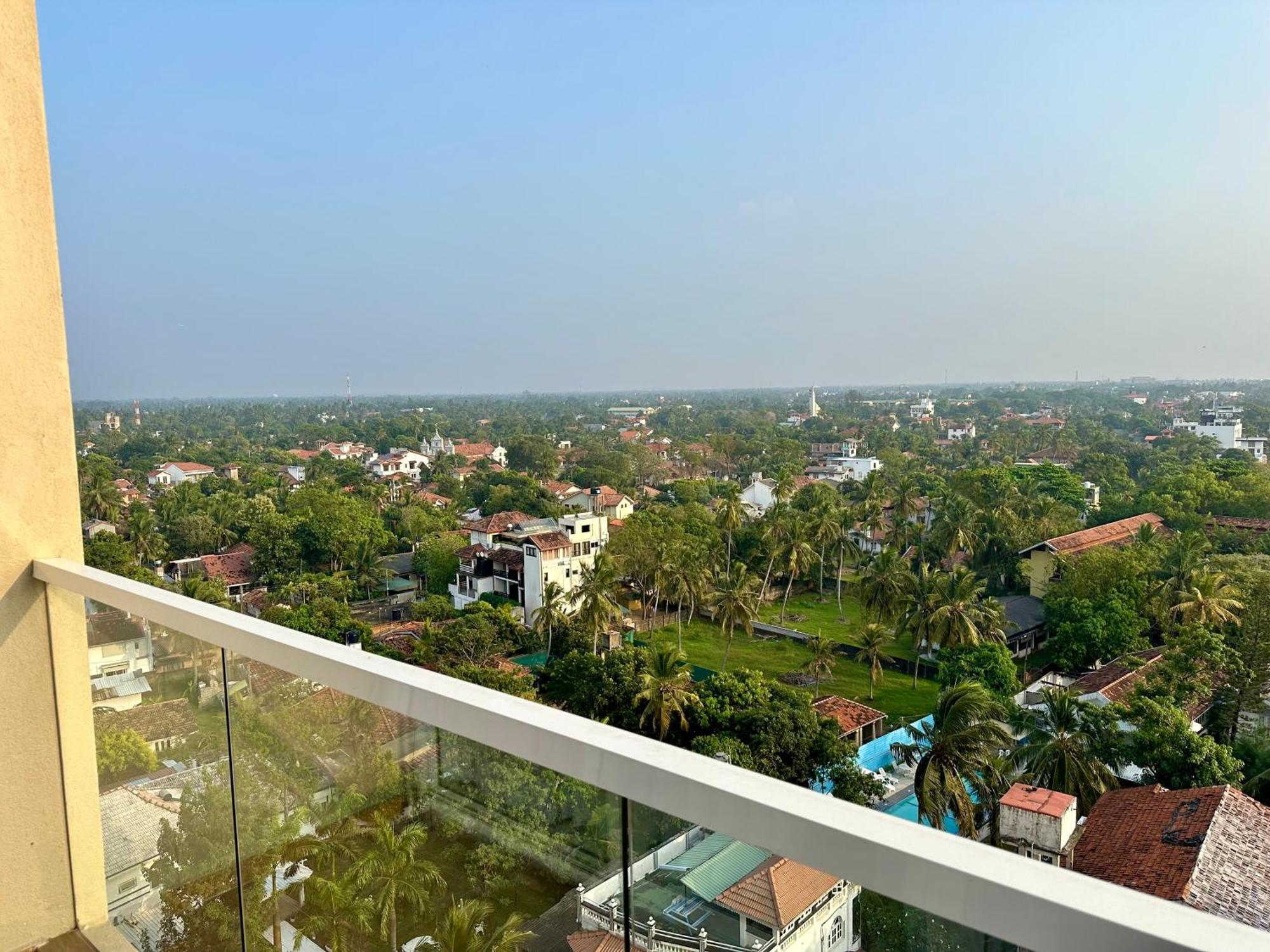 Ocean Breeze Hotel Residencies Britlanka Apartments Negombo Exteriér fotografie